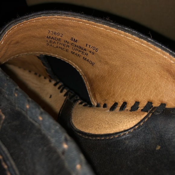 Womens Clark’s Sandals/Slides size 8. Used but still in great condition. - Picture 7 of 8